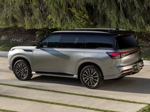 SUV Nhật Bản ‘siêu to khổng lồ’, nội thất sang chảnh, công suất 450 mã lực, giá gần 4,3 tỷ đồng, cạnh tranh Lexus LX