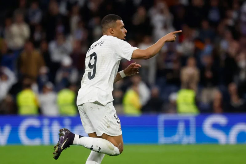 Mbappe tiếp tục lập kỷ lục mới tại Real Madrid, Barcelona phải hoãn ngày ăn mừng chức vô địch La Liga