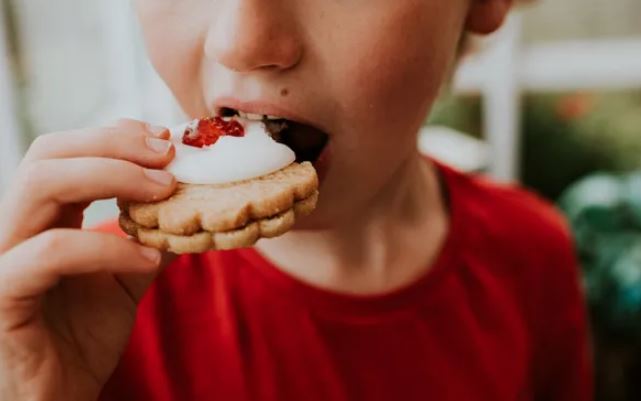 Bí ẩn căn bệnh hiếm gây cảm giác đói không thể kiểm soát