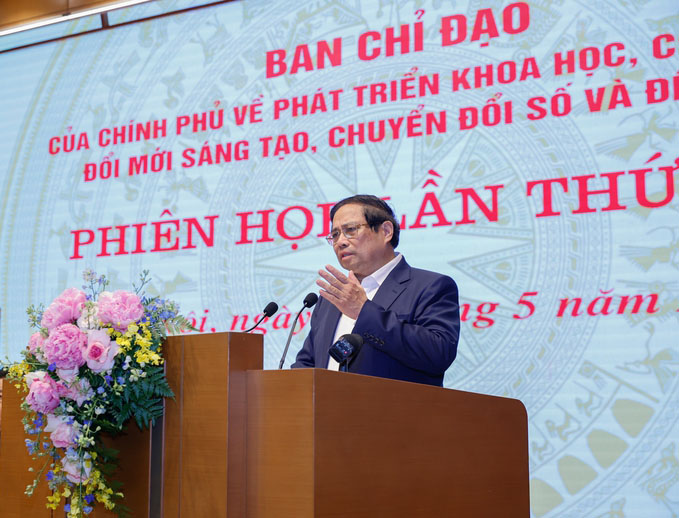 Cương quyết cắt bỏ các thủ tục gây phiền hà cho người dân, doanh nghiệp