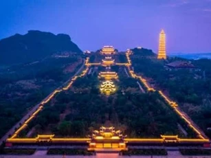 Những ngôi chùa nổi tiếng nào của Việt Nam đang nắm giữ kỷ lục châu Á?