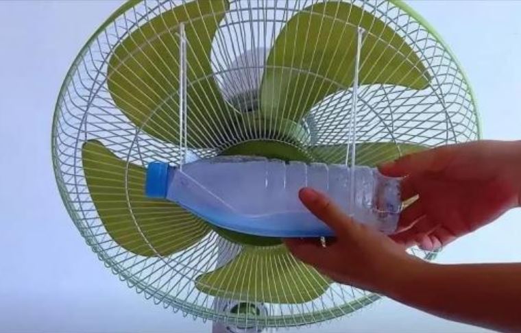 Bí quyết đơn giản giúp hạ nhiệt, đuổi muỗi và tiết kiệm điện ngay tại nhà chỉ với... khẩu trang