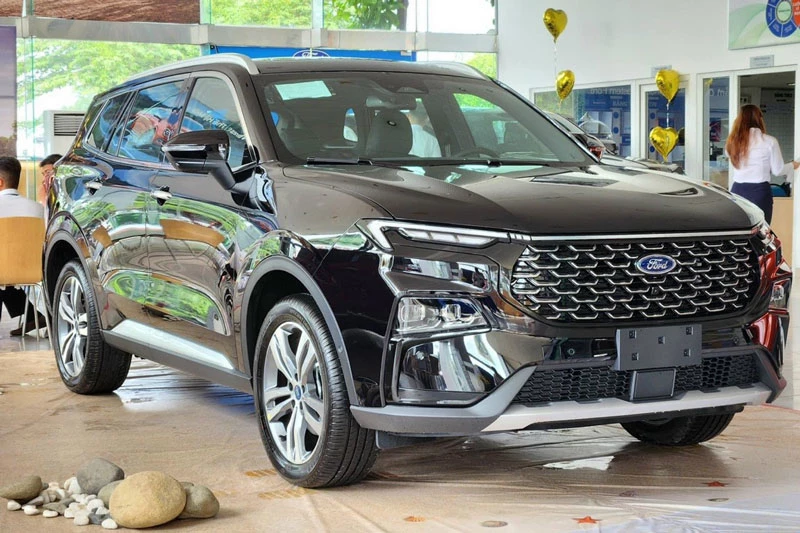 Ford Territory.
