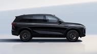 SUV ‘siêu to khổng lồ’, tiết kiệm xăng hơn xe máy, nội thất sang chảnh, giá ngang Toyota Fortuner