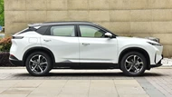 SUV cùng phân khúc với Mazda CX-5, công suất 215 mã lực, giá ngang Hyundai Grand i10