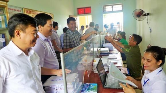 Chưa đầy 2 tháng tới, hàng nghìn người sẽ được hưởng 5 chế độ có lợi đặc biệt này, ai cũng cần biết