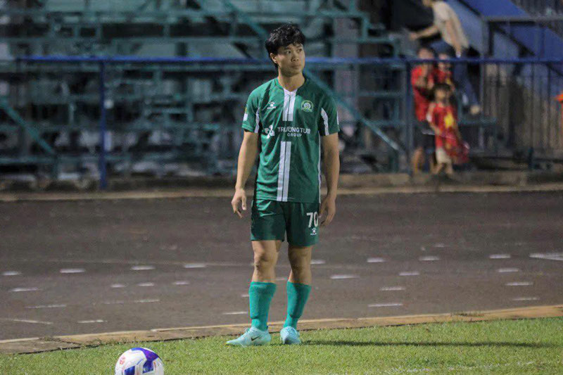 HLV Kim Sang-sik chốt danh sách đội tuyển Việt Nam: Công Phượng trở lại, sao HAGL vắng mặt gây tiếc nuối