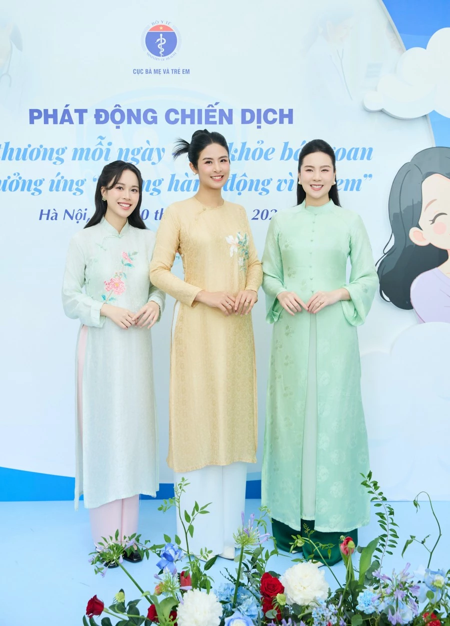 Hoa hậu Ngọc Hân hội ngộ Hoa hậu Ngọc Hân hội ngộ