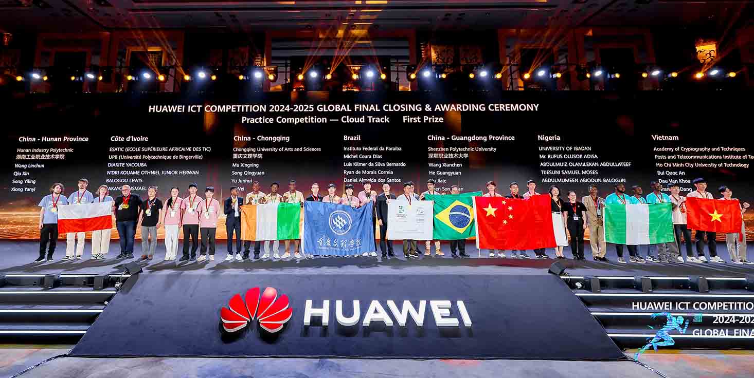 Sinh viên Việt Nam phá kỷ lục thành tích tại Huawei ICT Competition