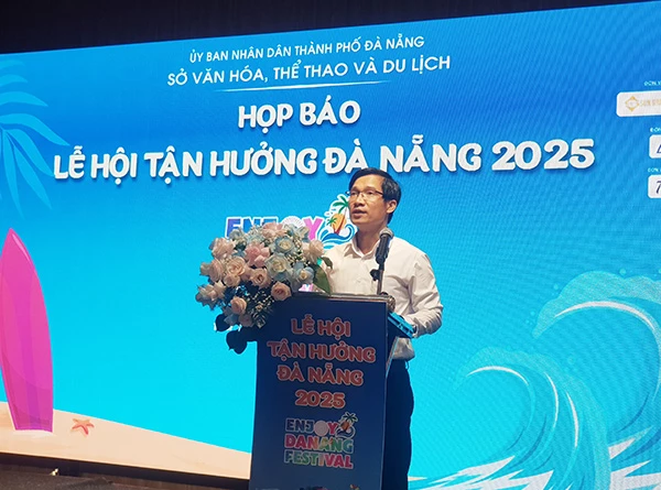 Phó Giám đốc Sở VH-TT&DL Đà Nẵng công bố các hoạt động đặc sắc sẽ diễn ra tại lễ hội. Phó Giám đốc Sở VH-TT&DL Đà Nẵng công bố các hoạt động đặc sắc sẽ diễn ra tại lễ hội.