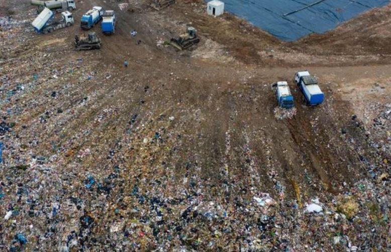 Phát hiện 1 triệu tấn vàng, bạc, bạch kim... trong hố rác thải