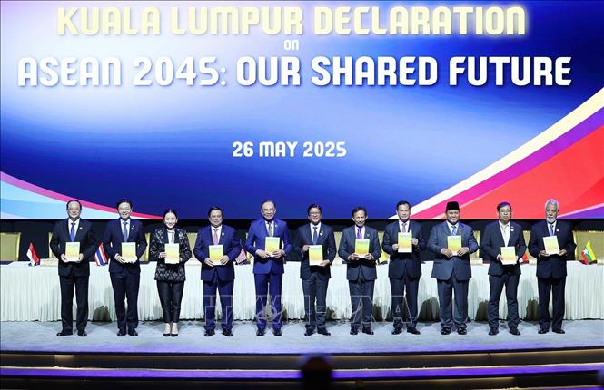 Hội nghị Cấp cao ASEAN: Tuyên bố Kuala Lumpur đặt ra chiến lược dài hạn cho ASEAN