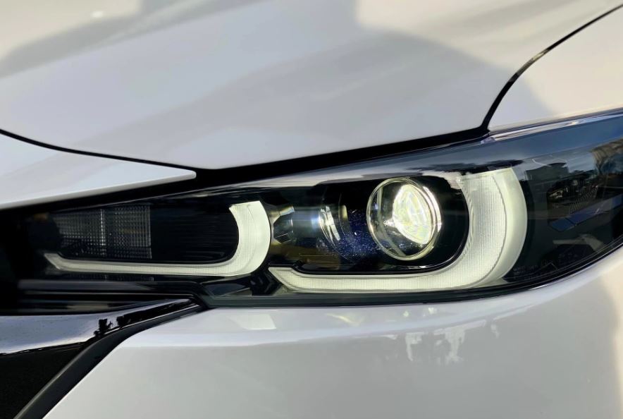 Ở Việt Nam có xe gầm cao rẻ hơn Toyota Corolla Cross cả trăm triệu nhưng to rộng hơn, ăn xăng 7L/100km