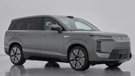 SUV PHEV dài 5,2 mét, công suất 751 mã lực, công nghệ đỉnh cao, giá gần 1,3 tỷ đồng