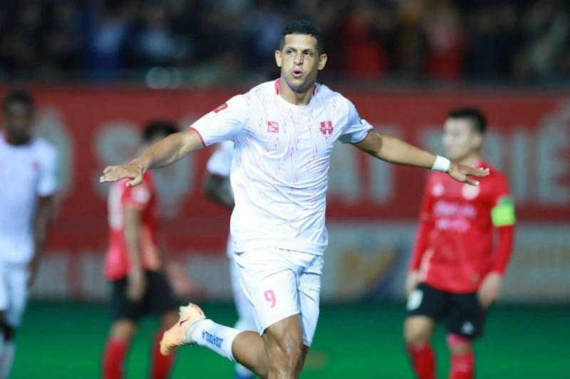 Lucao.