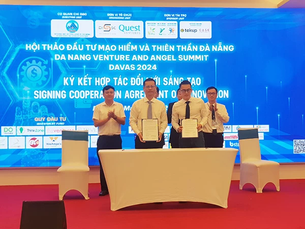 Ký kết hợp tác đổi mới sáng tạo tại DAVAS 2024. Ký kết hợp tác đổi mới sáng tạo tại DAVAS 2024.