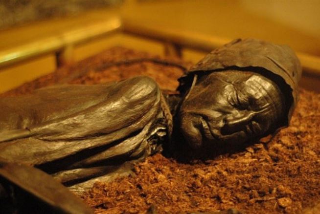 Giải mã hiện tượng xác chết không phân hủy: Khoa học và những bí ẩn vượt thời gian