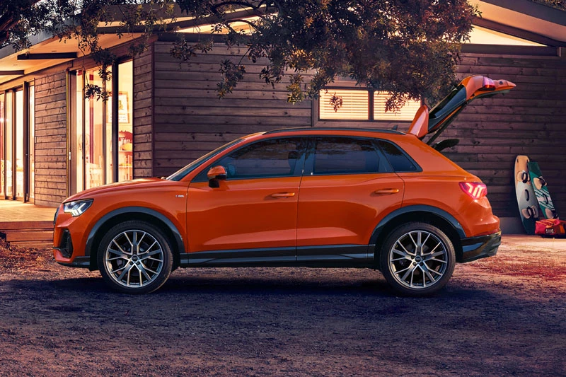 Audi Q3.