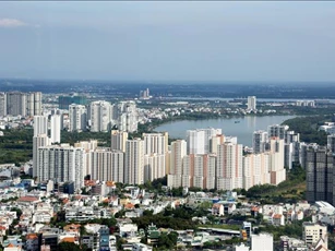 'Đòn bẩy' thể chế cho bất động sản