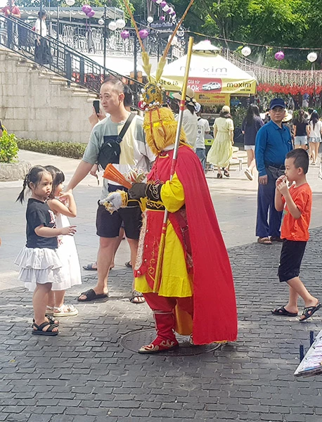 Từ trẻ em... Từ trẻ em...