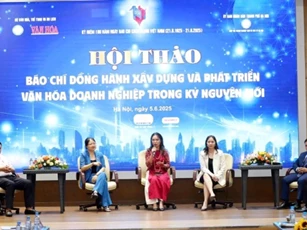 Báo chí nâng tầm văn hóa doanh nghiệp