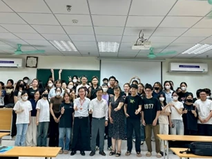 Trang bị pháp lý cho sinh viên thương mại điện tử hội nhập thị trường số
