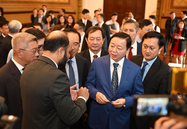 TP Hồ Chí Minh ký kết hợp tác với tập đoàn công nghệ vi mạch hàng đầu thế giới AMD
