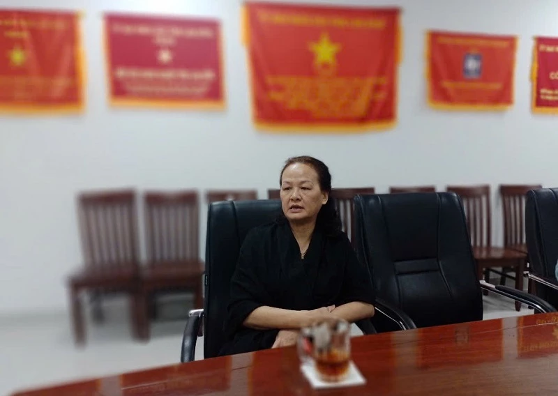 Phó Tổng Biên tập Tạp chí Doanh nghiệp Việt Nam Nguyễn Thị Bích Hường trao đổi tại buooirr làm việc. Phó Tổng Biên tập Tạp chí Doanh nghiệp Việt Nam Nguyễn Thị Bích Hường trao đổi tại buooirr làm việc.