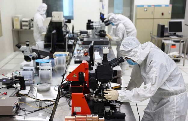 M&#x1EDF; l&#x1ED1;i ph&#xE1;t tri&#x1EC3;n khoa h&#x1ECD;c v&#xE0; c&#xF4;ng ngh&#x1EC7; t&#x1EA1;i c&#x1A1; s&#x1EDF;&#xD;&#xA;