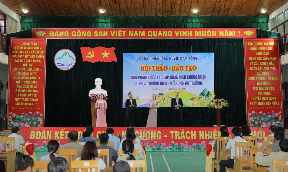 &#x110;am R&#xF4;ng truy&#x1EC1;n c&#x1EA3;m h&#x1EE9;ng t&#x1EEB; m&#x1ED9;t d&#x1EF1; &#xE1;n khoa h&#x1ECD;c c&#xF4;ng ngh&#x1EC7;