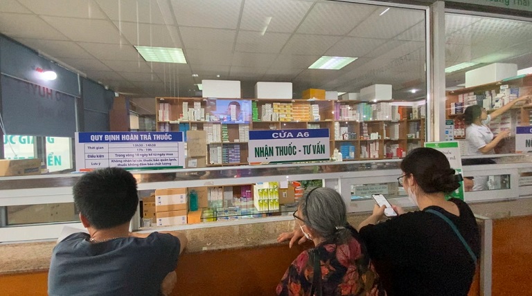 C&#x1EA5;p thu&#x1ED1;c d&#xE0;i ng&#xE0;y, gi&#x1EA3;m &#xE1;p l&#x1EF1;c cho ng&#x1B0;&#x1EDD;i b&#x1EC7;nh- B&#xE0;i cu&#x1ED1;i: An to&#xE0;n ng&#x1B0;&#x1EDD;i b&#x1EC7;nh l&#xE0; tr&#xEA;n h&#x1EBF;t&#xD;&#xA;