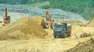 Đà Nẵng: Triển khai cấp bách hộc rác số 7 tại bãi rác Khánh Sơn