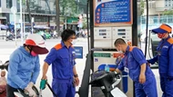 Xăng lại tăng giá