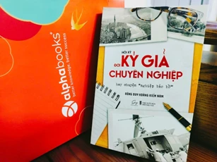 Hồi ký đời ký giả chuyên nghiệp: Lát cắt chân thực về nghề báo giữa chiến tranh