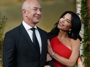 Đám cưới Bezos - Sánchez gây chia rẽ thành Venice