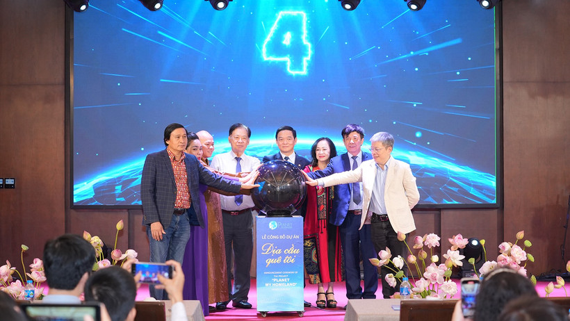 Công bố dự án 'Địa cầu Quê tôi'