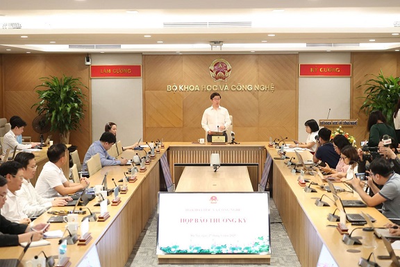 Sớm ban hành nghị định, thông tư hướng dẫn để đưa khoa học công nghệ vào đời sống
