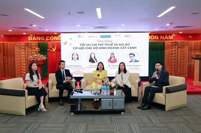 Các chuyên gia cùng nhau chia sẻ và giải đáp thắc mắc của các hộ kinh doanh Các chuyên gia cùng nhau chia sẻ và giải đáp thắc mắc của các hộ kinh doanh