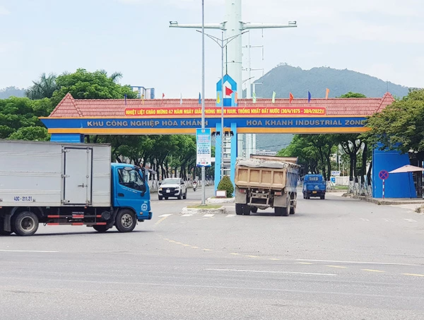 KCN Hoà Khánh đã được DSEZA chỉ đạo rà soát hoạt động cho thuê nhà xưởng, sử dụng đất của các doanh nghiệp đầu quý II/2025. KCN Hoà Khánh đã được DSEZA chỉ đạo rà soát hoạt động cho thuê nhà xưởng, sử dụng đất của các doanh nghiệp đầu quý II/2025.