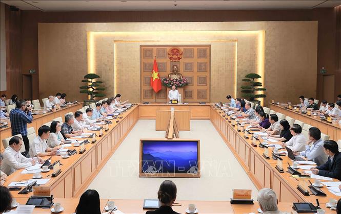 Làm rõ các điểm mới trong Nghị quyết về đột phá trong chăm sóc sức khỏe nhân dân
