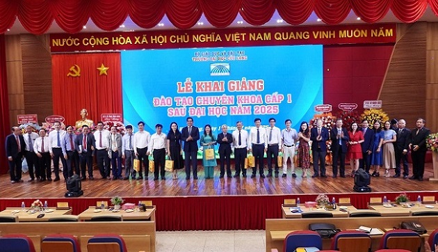 Trường Đại học Cửu Long khai giảng đào tạo chuyên khoa cấp 1 sau đại học