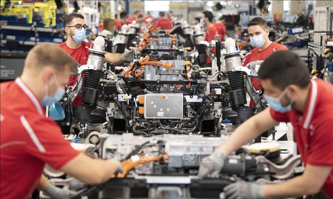 Giới tinh hoa doanh nghiệp Đức và thực tế đằng sau ảo tưởng trọng dụng nhân tài
