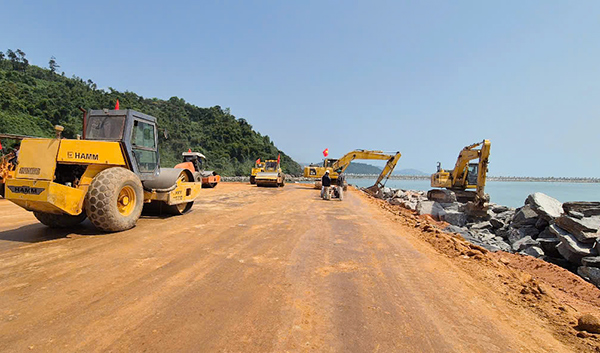 Đà Nẵng: Cần chiến lược cân bằng tăng trưởng vốn đầu tư sau sáp nhập