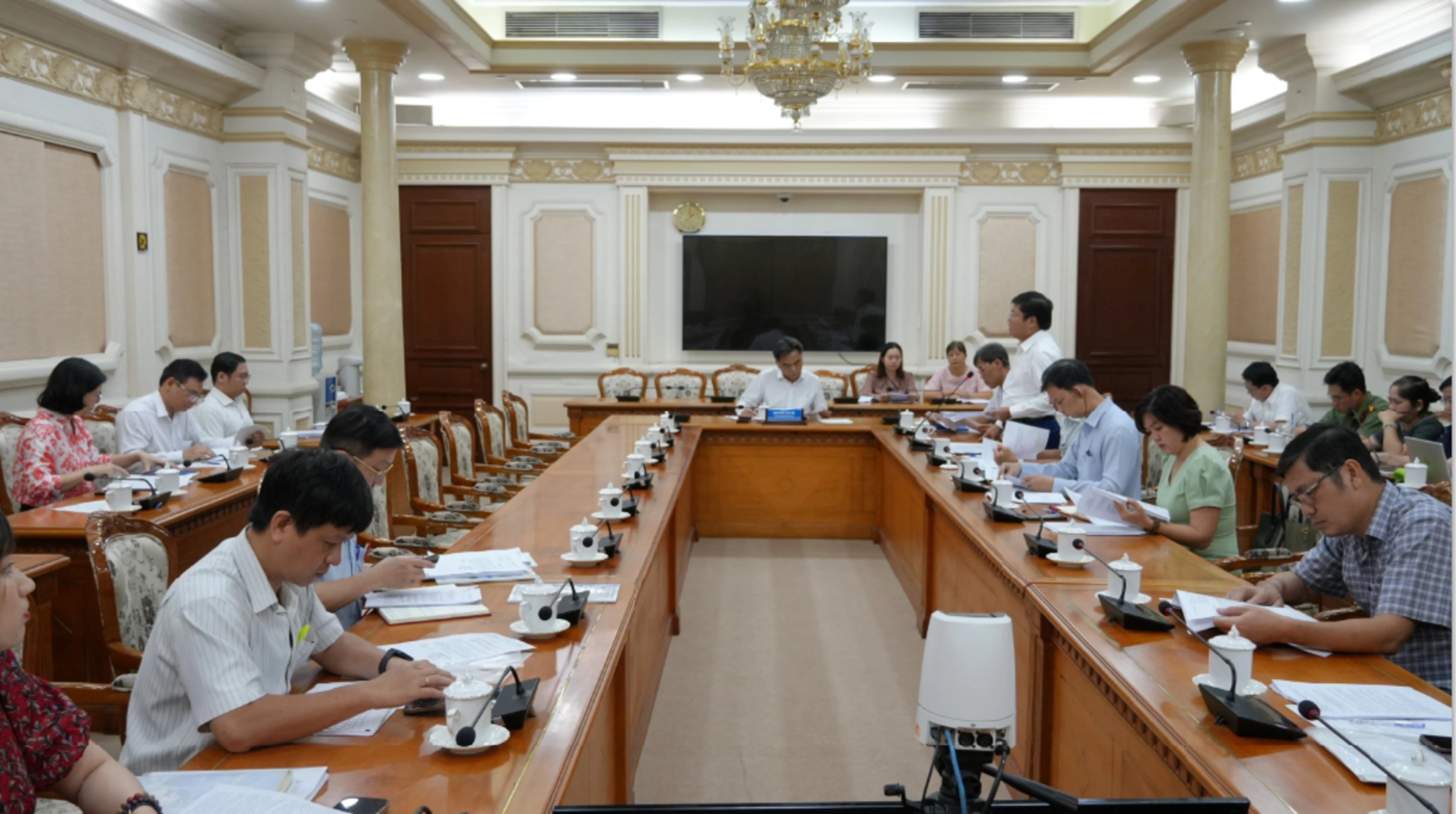 Phó Chủ tịch UBND TP Nguyễn Lộc Hà chủ trì buổi làm việc với Ban Quản lý các KCX, KCN Phó Chủ tịch UBND TP Nguyễn Lộc Hà chủ trì buổi làm việc với Ban Quản lý các KCX, KCN