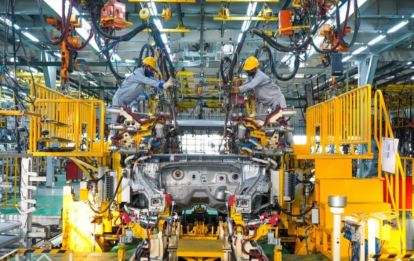 Vi&#x1EC7;t Nam n&#xEA;n tham kh&#x1EA3;o m&#xF4; h&#xEC;nh t&#x103;ng tr&#x1B0;&#x1EDF;ng n&#xE0;o cho m&#x1EE5;c ti&#xEA;u qu&#x1ED1;c gia thu nh&#x1EAD;p cao?