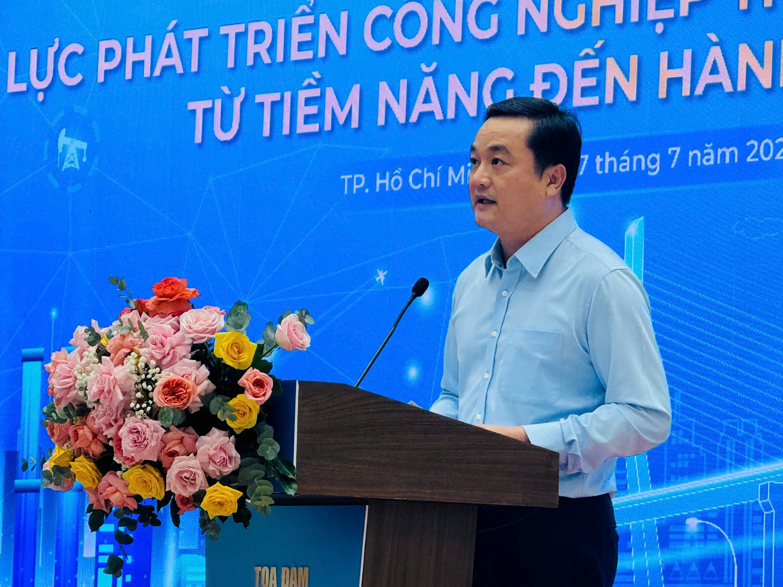 Giám đốc Sở Công thương Bùi Tá Hoàng Vũ phát biểu tại buổi Tọa đàm Giám đốc Sở Công thương Bùi Tá Hoàng Vũ phát biểu tại buổi Tọa đàm