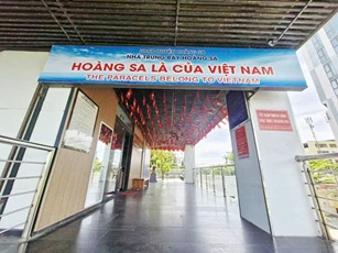 Vì sao dùng tên tiếng Anh Paracel để chỉ quần đảo Hoàng Sa?