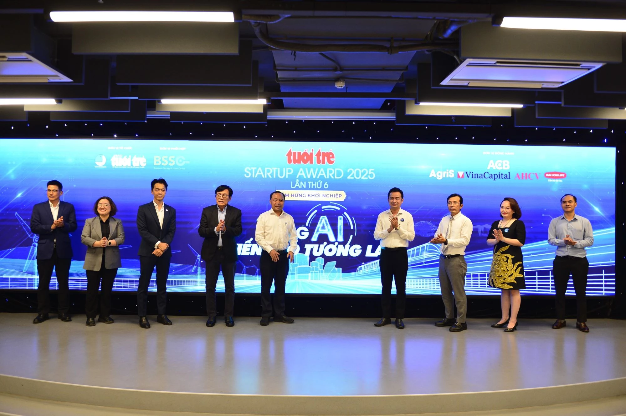 Khởi động chương trình uổi Trẻ Startup Award 2025. Khởi động chương trình uổi Trẻ Startup Award 2025.