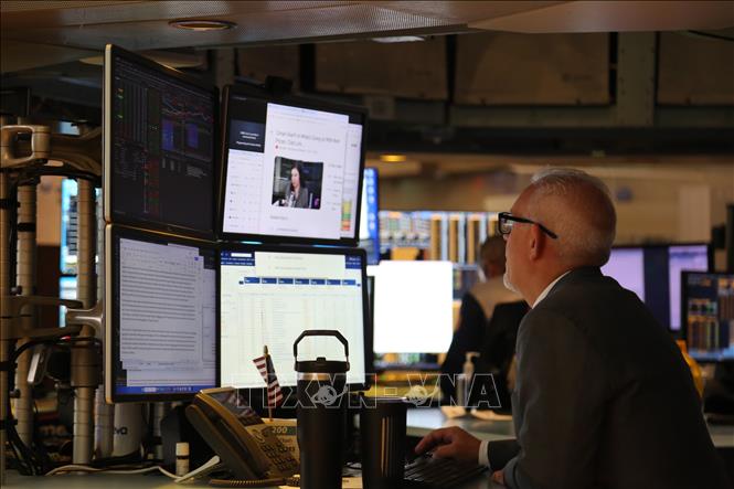 Doanh nghiệp Mỹ đối mặt 'bức tường' thuế quan của Tổng thống Trump
