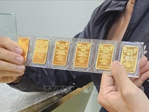 Fed giữ nguyên lãi suất: Giá vàng miếng giảm 300.000 đồng/lượng